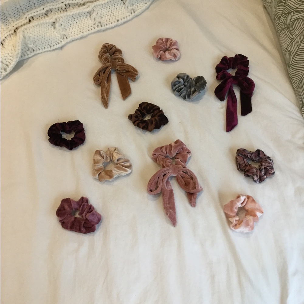 ✨Scrunchie bundle✨ - Picture 2 of 2